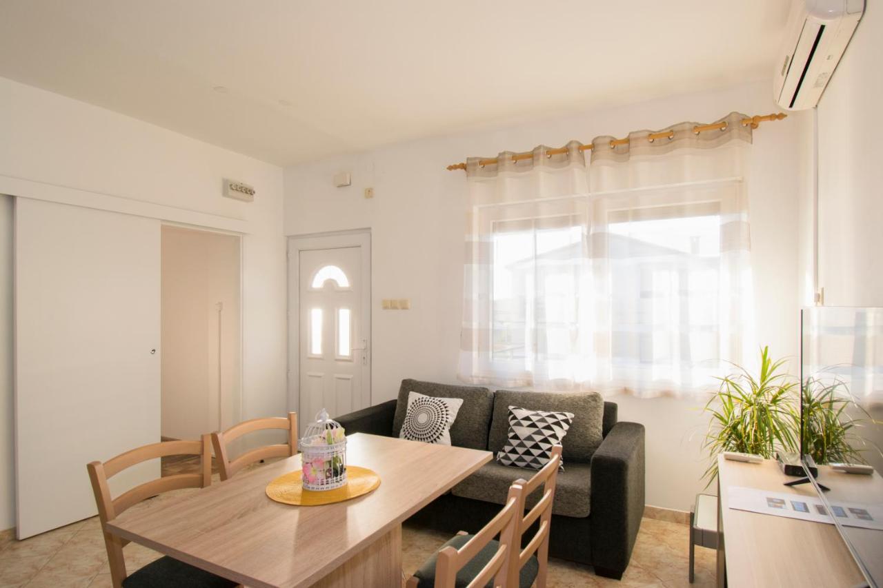 Apartman Fuma Ровінь Екстер'єр фото