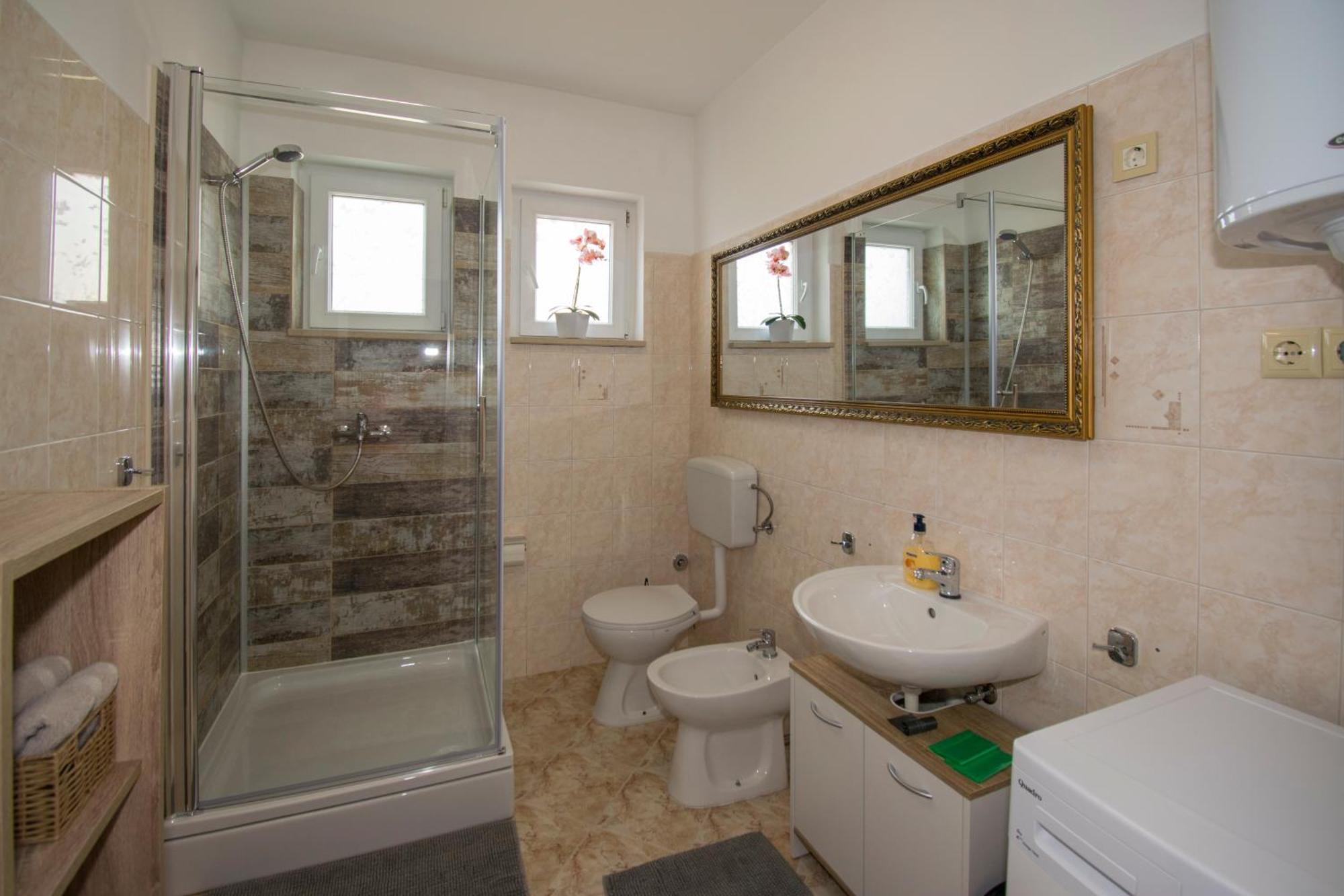 Apartman Fuma Ровінь Екстер'єр фото